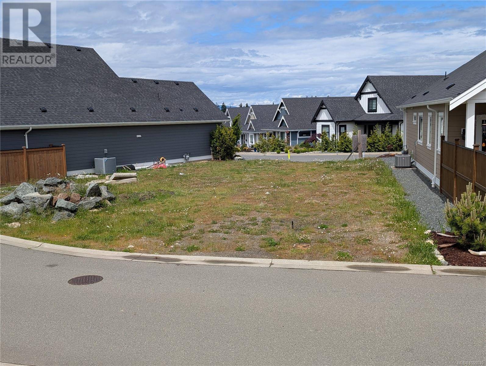 Parksville, BC V9P0G5,669 Briarwood DR #Lot 43