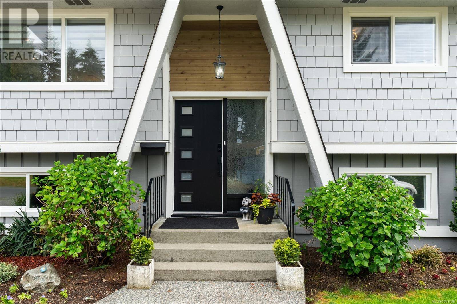 Colwood, BC V9B4L3,2429 Marlene Dr