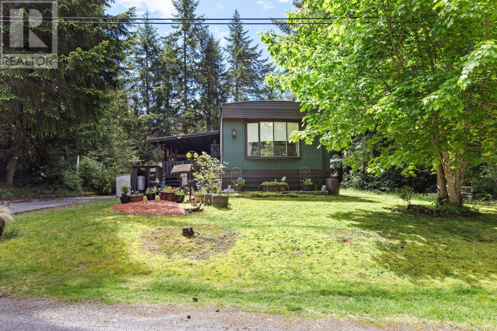 Malahat, BC V0R2L0,920 Whittaker RD #C28