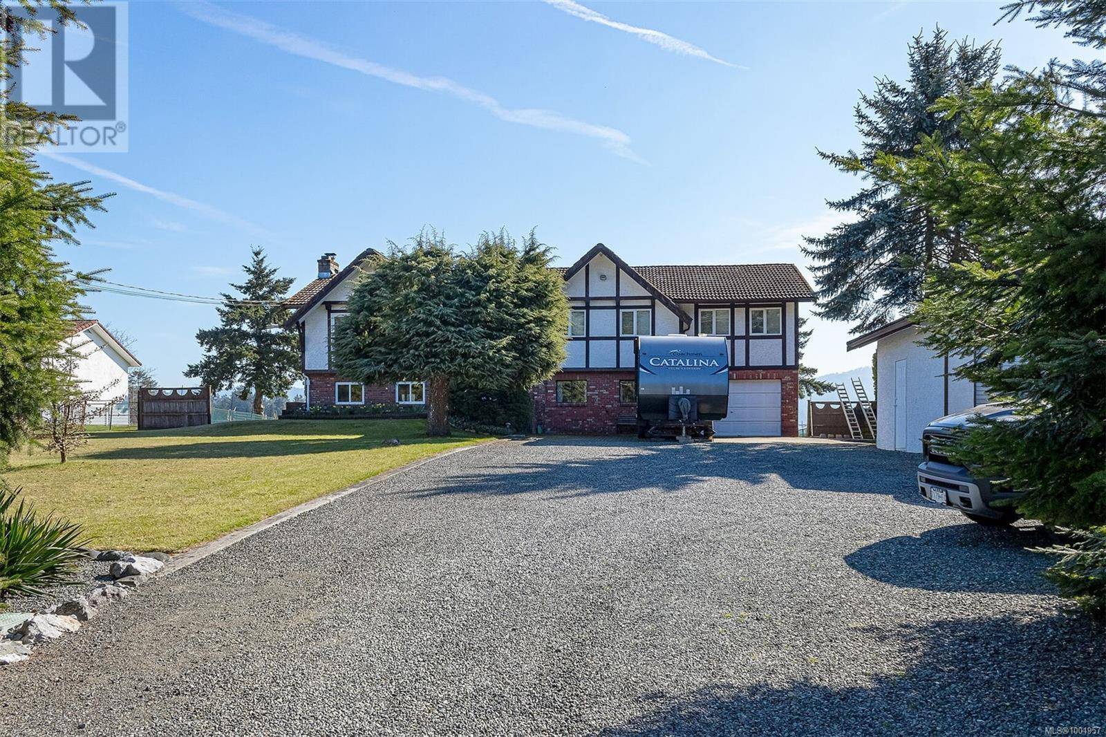 6627 Lakes Rd, Duncan, BC V9L5V9