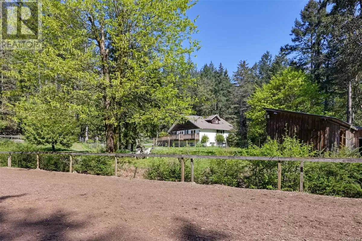 Saanich, BC V9E2A5,5790 Brookhill Rd