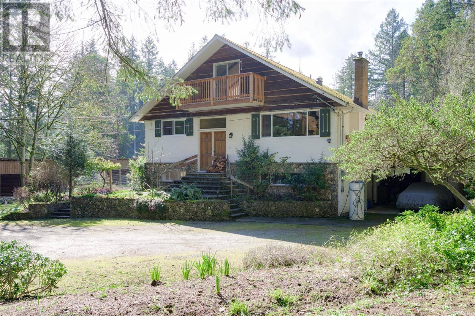 Saanich, BC V9E2A5,5790 Brookhill Rd