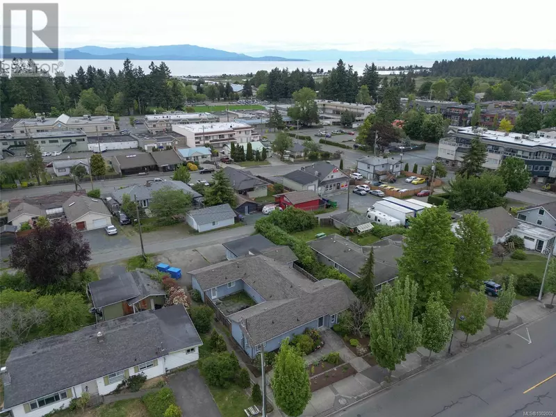 129 Jensen Ave E, Parksville, BC V9P1S3