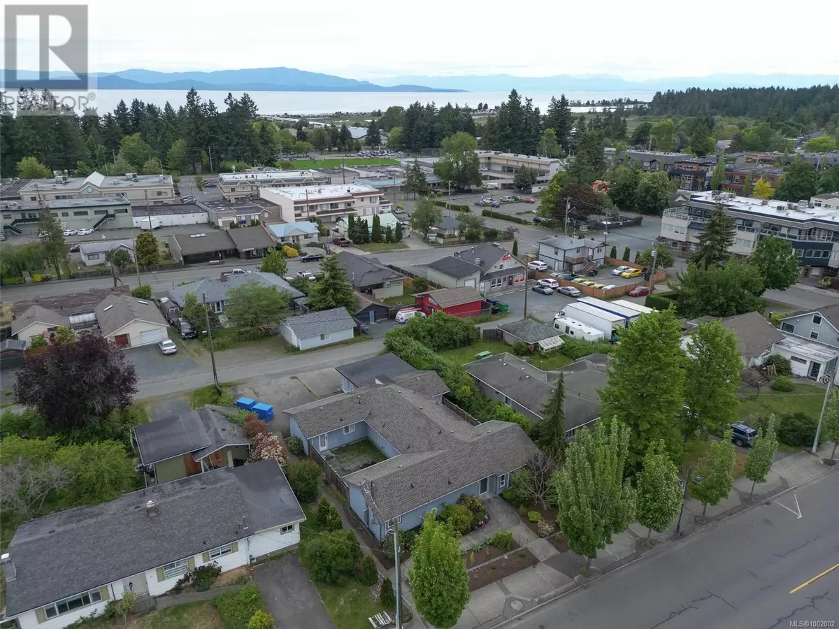 Parksville, BC V9P1S3,129 Jensen Ave E