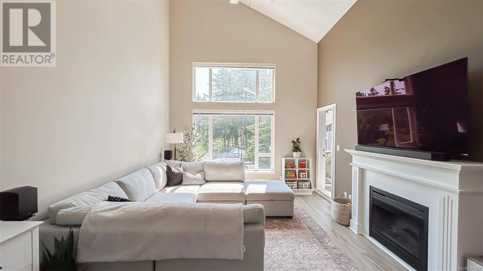 Langford, BC V9B3Y1,2823 Jacklin RD #403