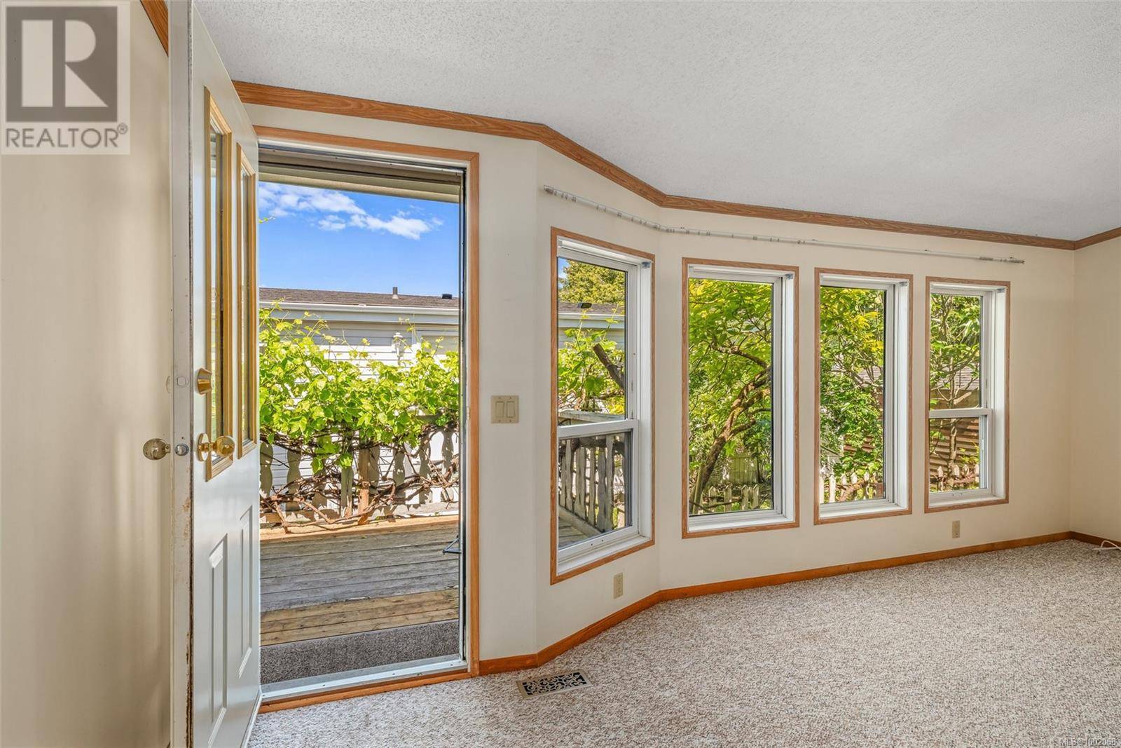 View Royal, BC V9A7A6,1581 Middle RD #7