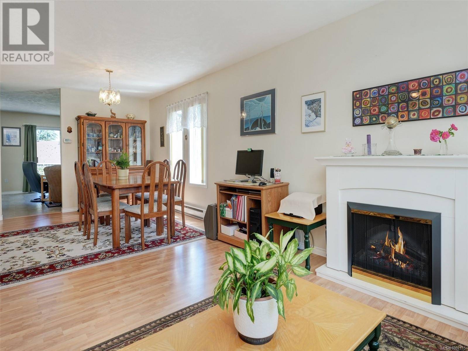 Central Saanich, BC V8M1A6,6797 Wendonna Pl