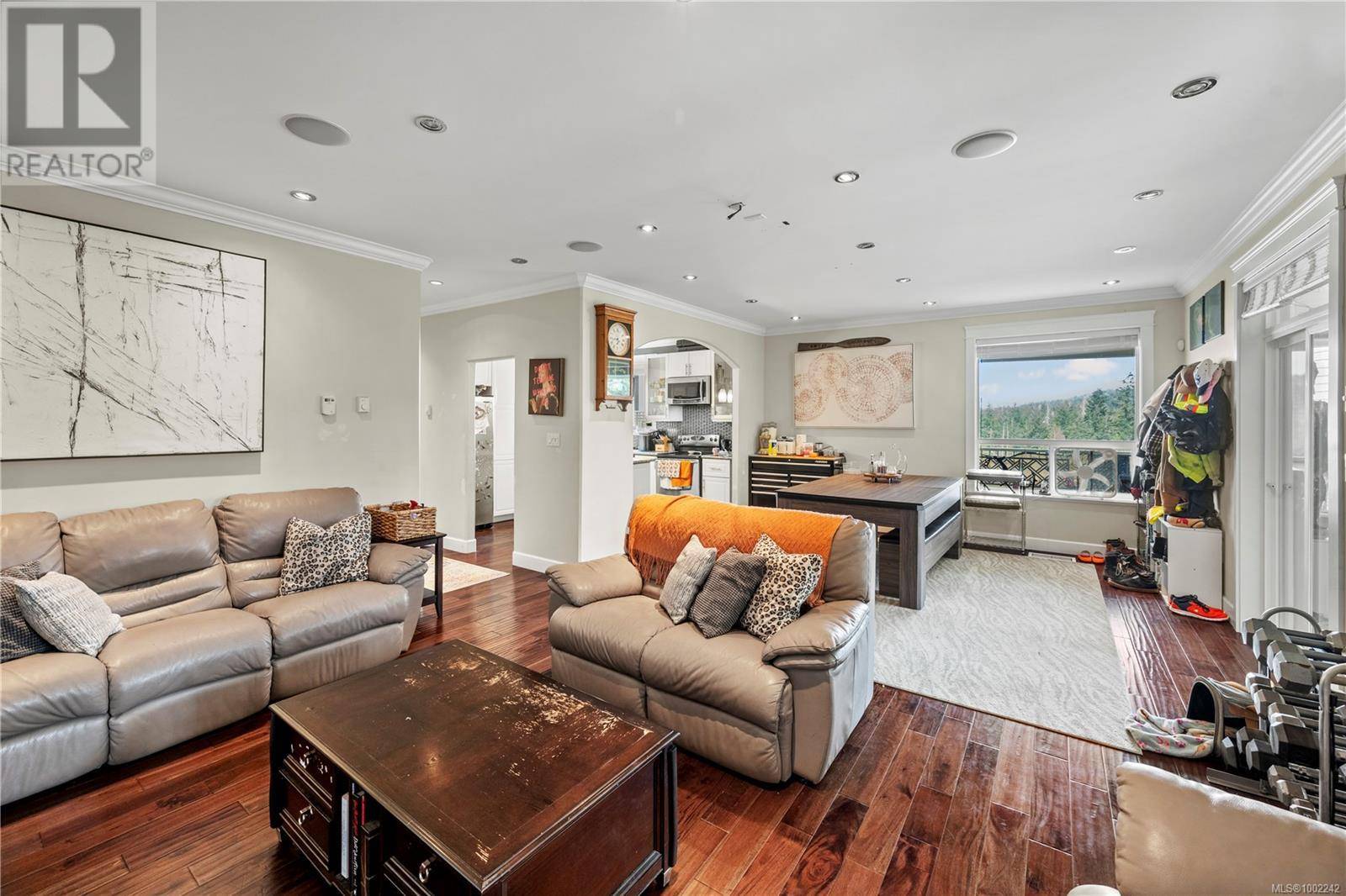 Langford, BC V9C4M8,3747 Ridge Pond Dr