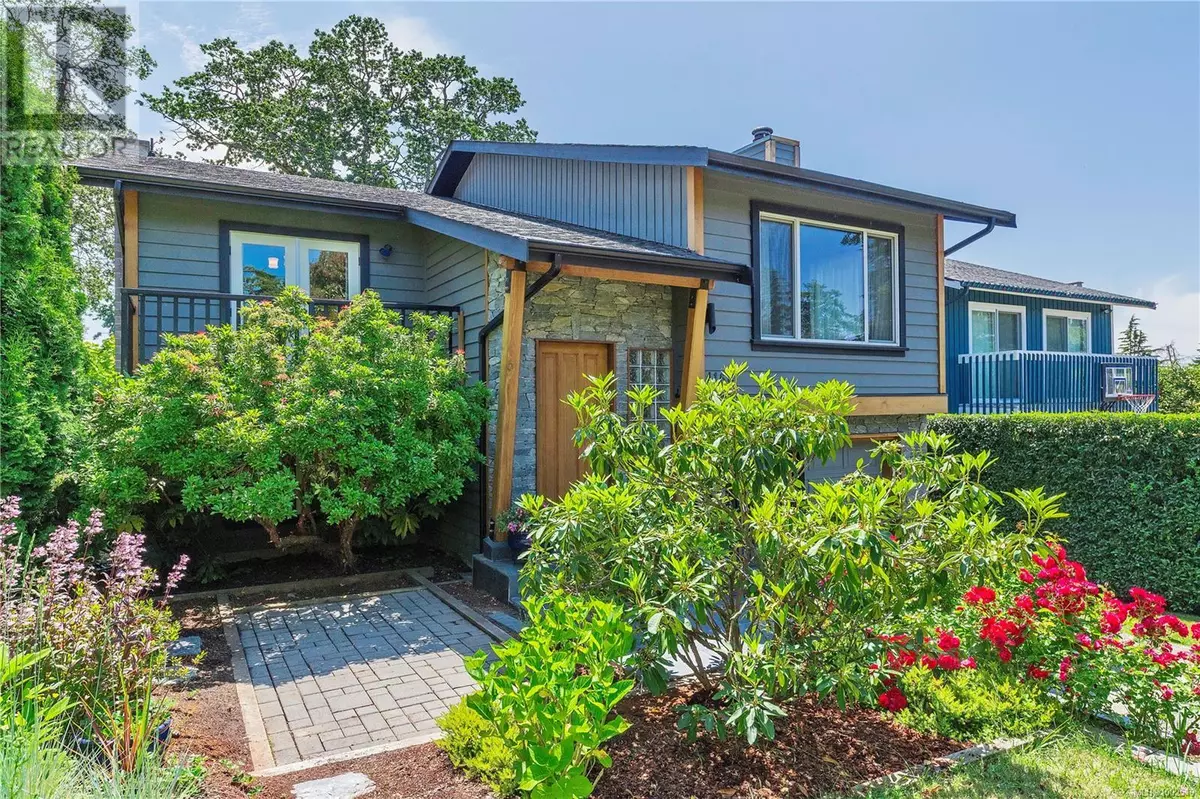 Saanich, BC V8Z4Y5,4168 Springridge Cres