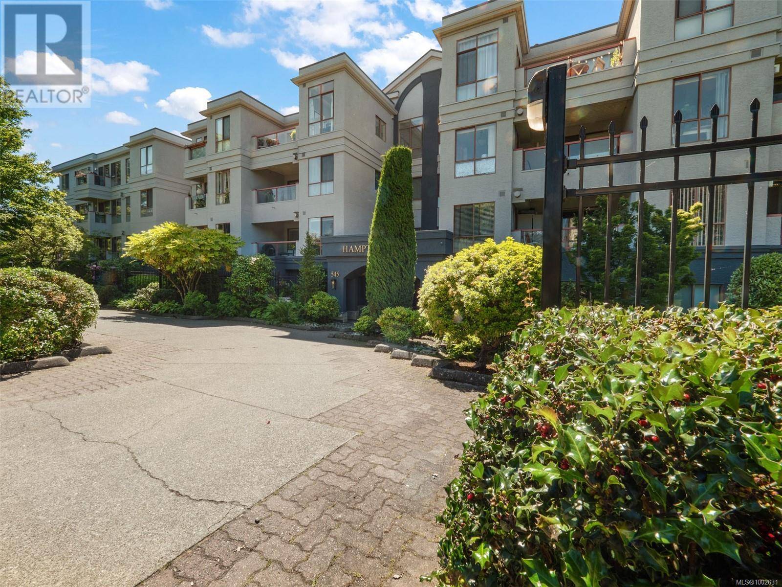 Victoria, BC V8T5H6,545 Manchester RD #211