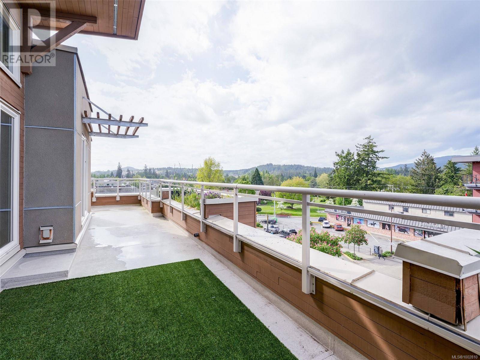 Central Saanich, BC V8M1P7,7161 West Saanich RD #403