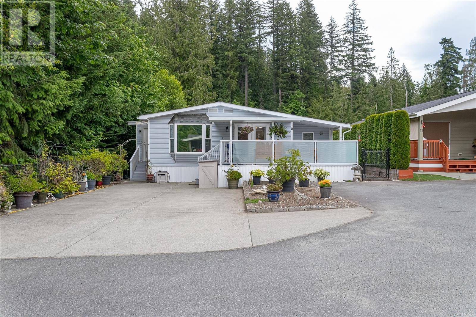 Ladysmith, BC V9G0A5,525 Jim Cram DR #10