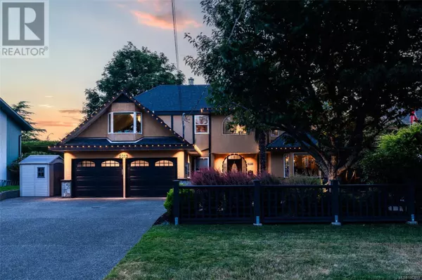 Saanich, BC V8N2Y4,2013 Ferndale Rd