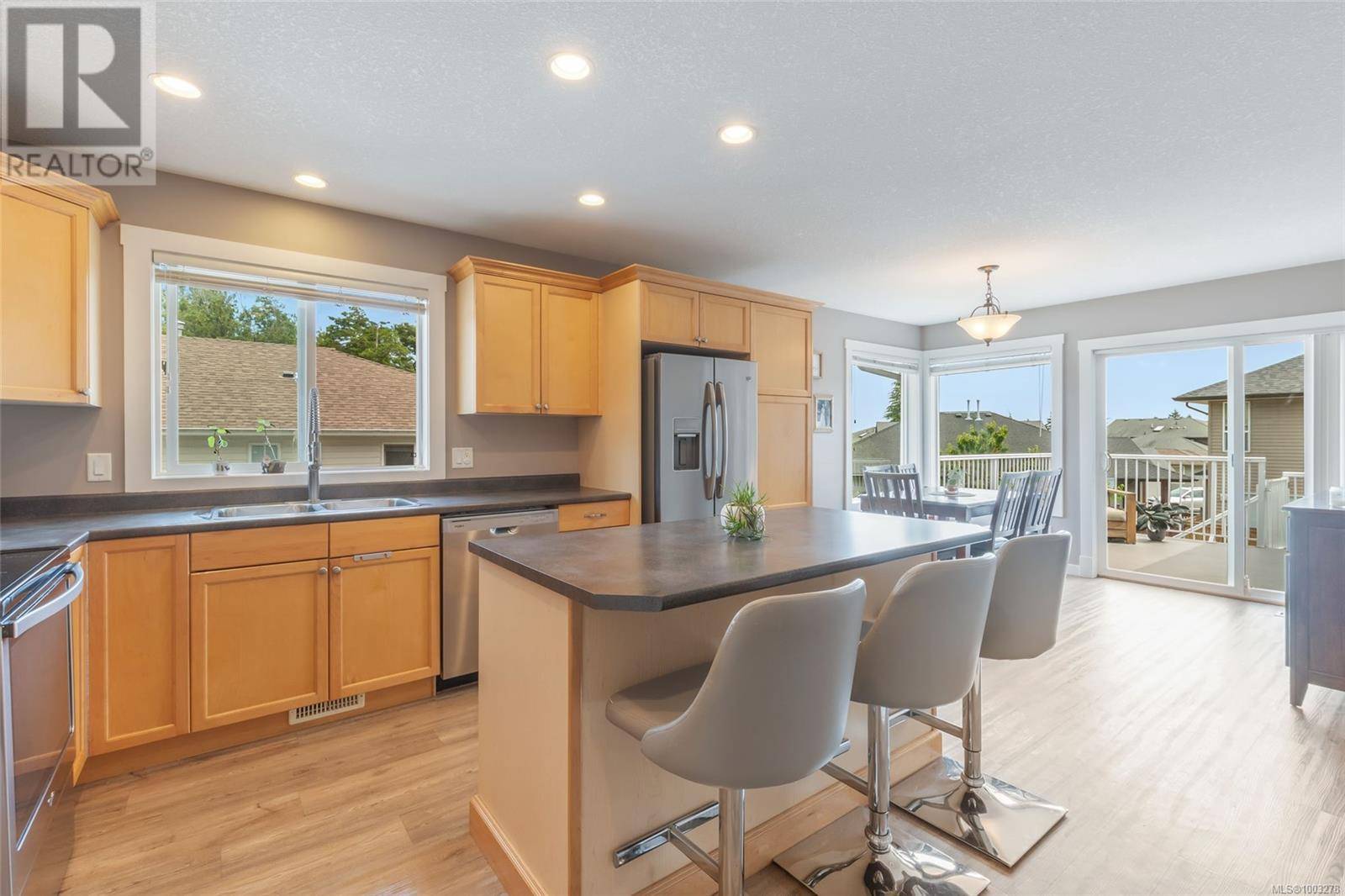 Ladysmith, BC V9G1W1,605 Craig Rd