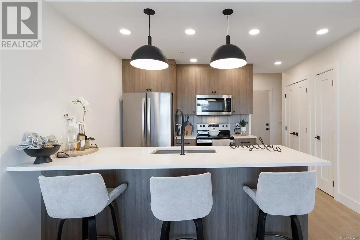 Ladysmith, BC V9G0C3,201 Dogwood DR #102