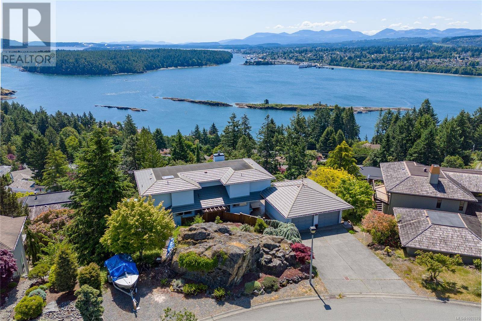 180 Canterbury Cres, Nanaimo, BC V9T4S4