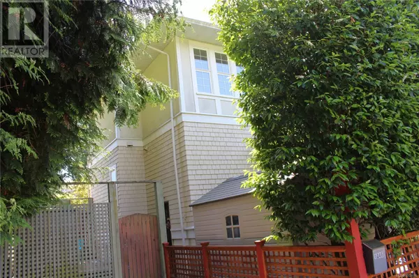 Victoria, BC V8S3P6,1046 St. Charles St