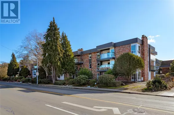 Saanich, BC V8P2P8,1725 Cedar Hill Cross RD East #203