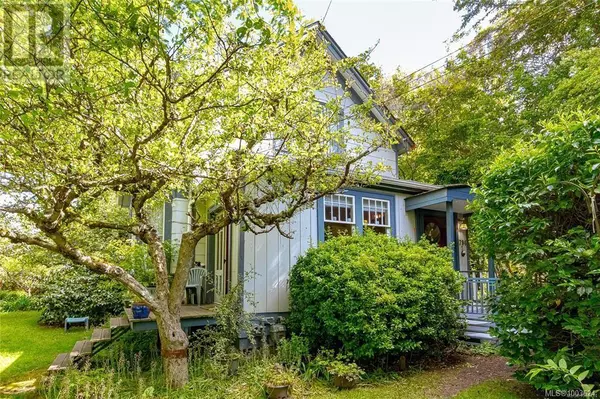 Saanich, BC V8P2Y9,1794 Midgard Ave