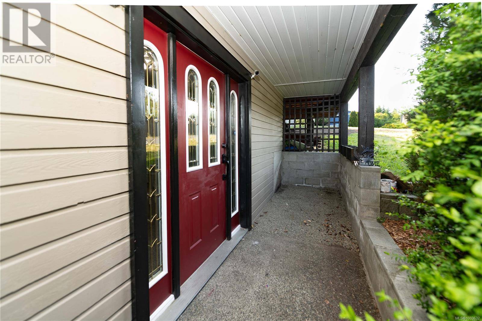 Colwood, BC V9B5N7,791 Cecil Blogg Dr