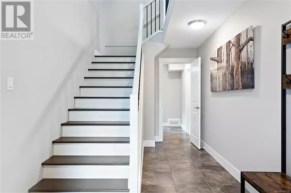 Nanaimo, BC V9T6H4,6028 Monashee Way