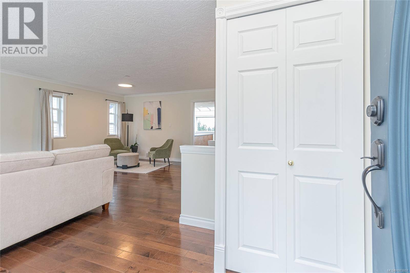 Nanaimo, BC V9T6V2,2164 Woodthrush Pl
