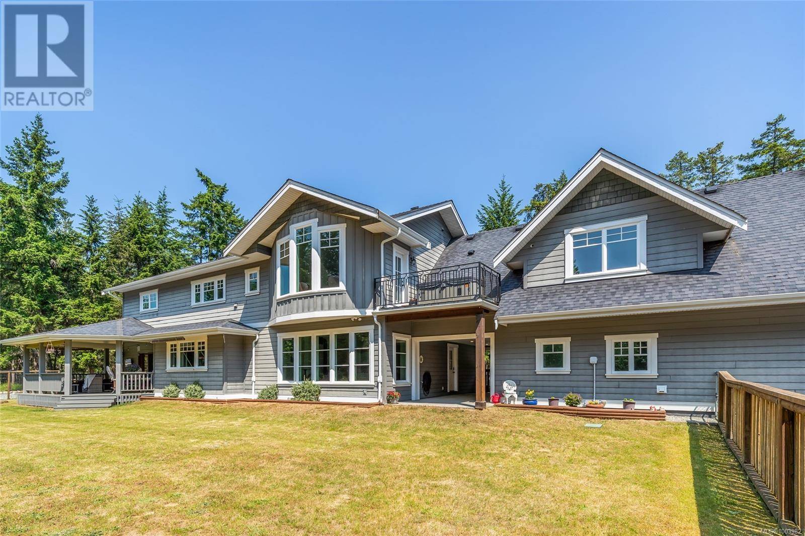 2200 Honey Wulff Close, Nanoose Bay, BC V9P9L6