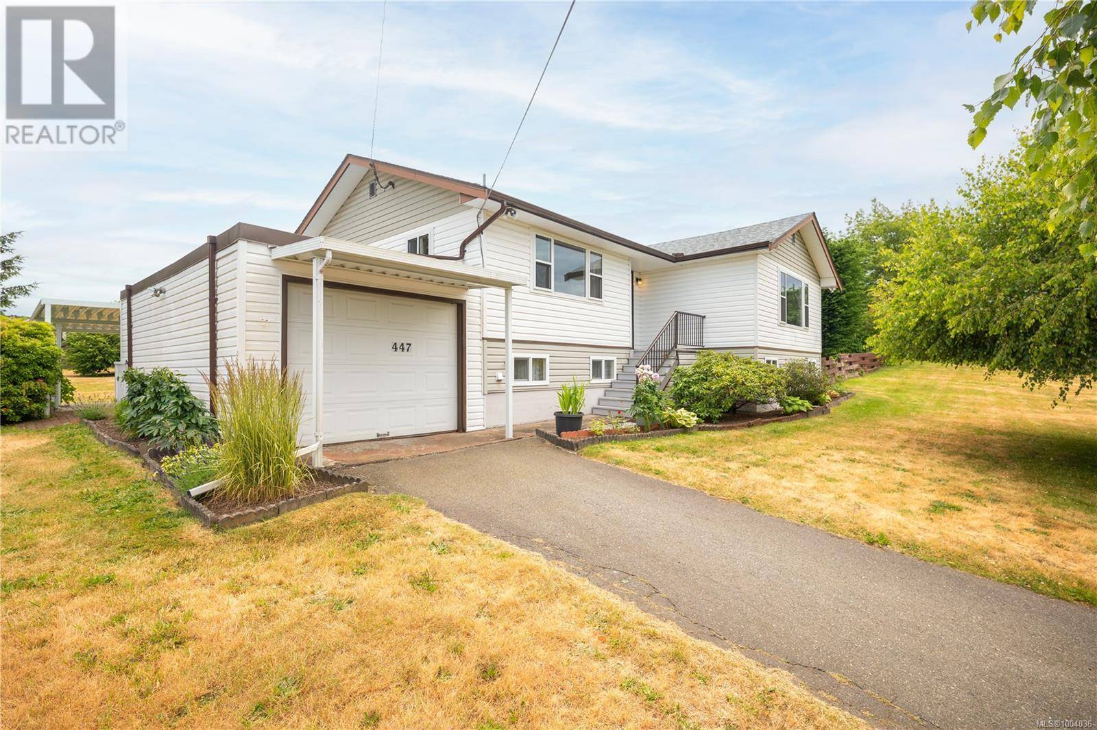 447 Wharton St, Nanaimo, BC V9R1W3