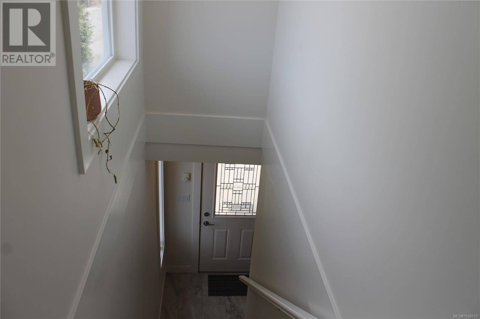 Duncan, BC V9L2G4,6160 Lakeview Dr