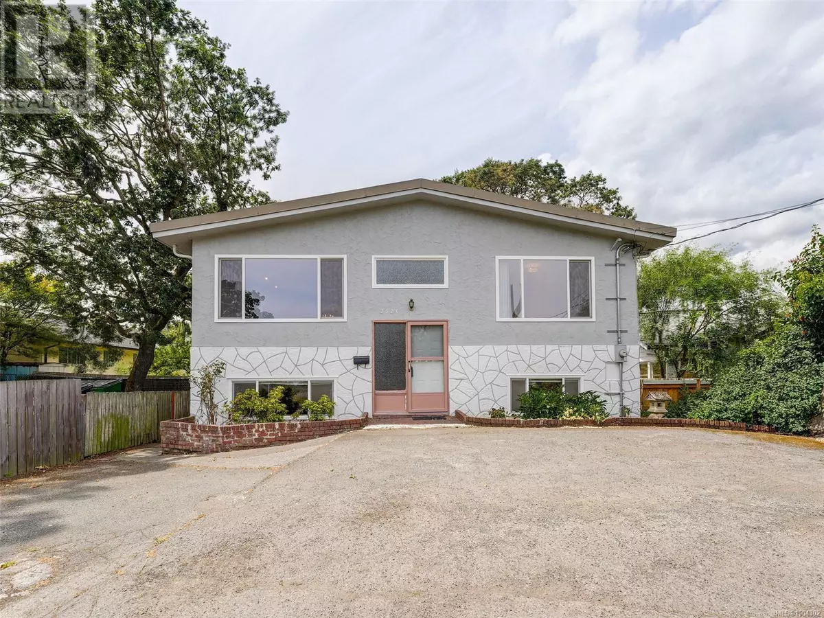 Victoria, BC V8T4A8,2520 Fifth St