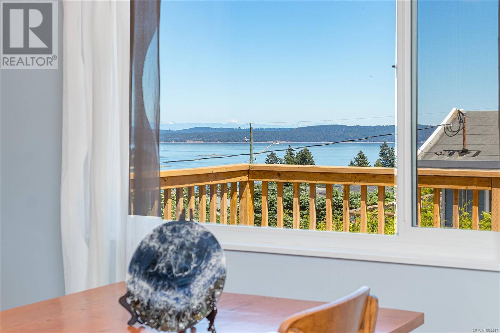 Ladysmith, BC V9G1W2,684 Hillview Ave