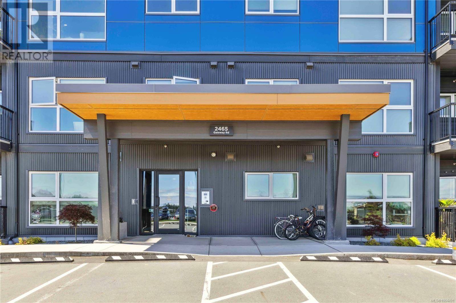 Langford, BC V9B6R1,2465 Gateway RD #303