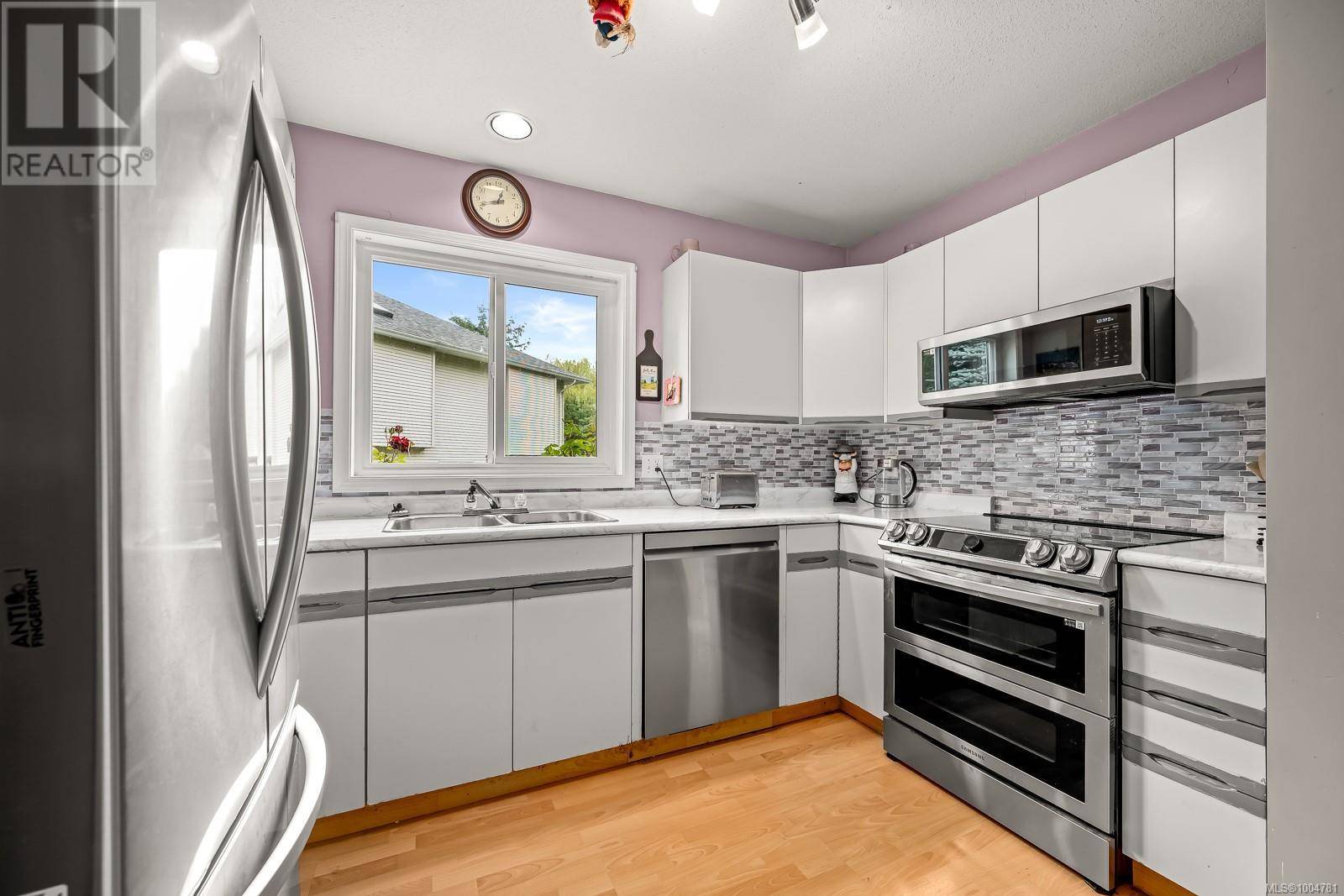 Courtenay, BC V9N8S8,4679A Ashwood Pl