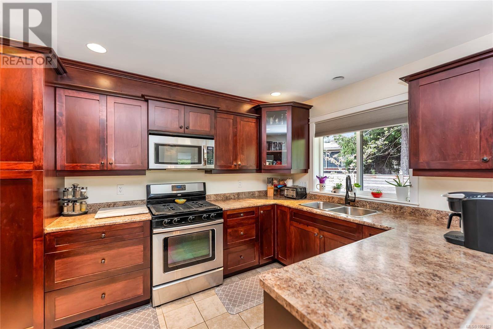 Cobble Hill, BC V0R1L0,3666 Soren Pl