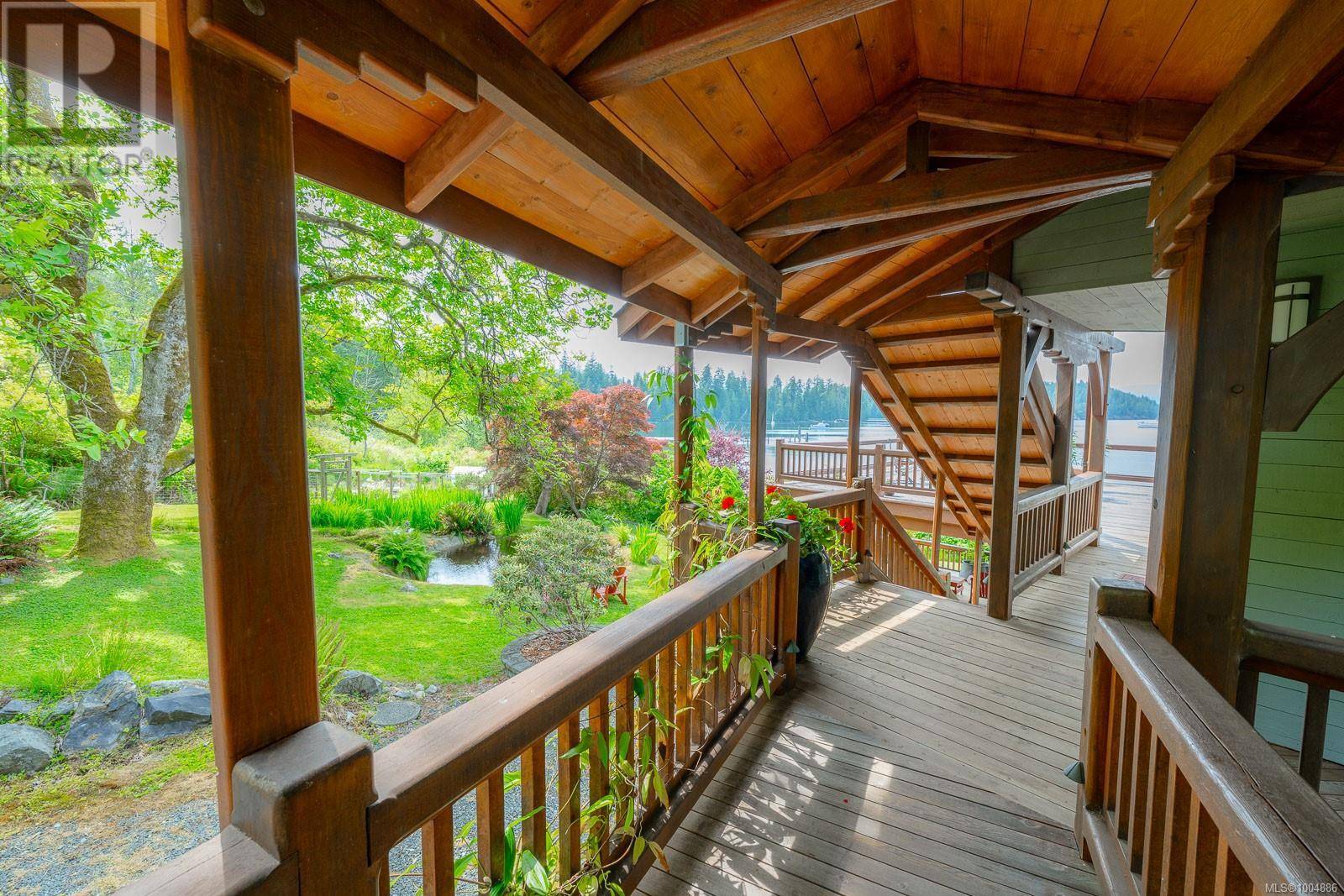 Quadra Island, BC V0P1N0,1027&1033 West Rd