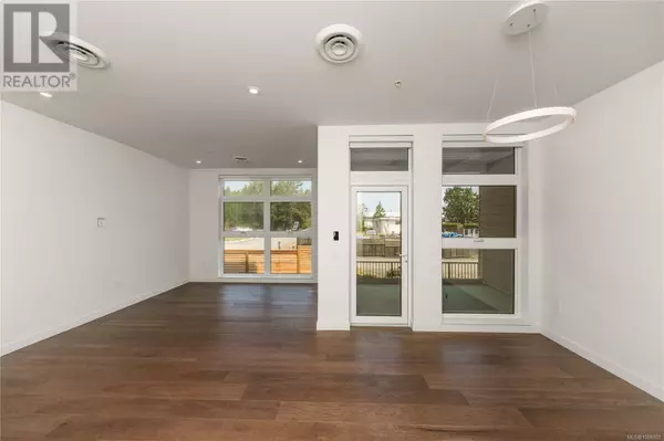 Sidney, BC V8L2W5,9570 Fifth ST #108