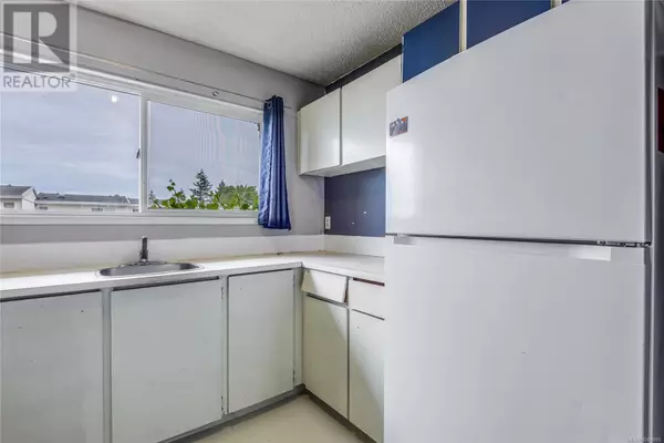Campbell River, BC V9W5N5,400 Robron RD #33