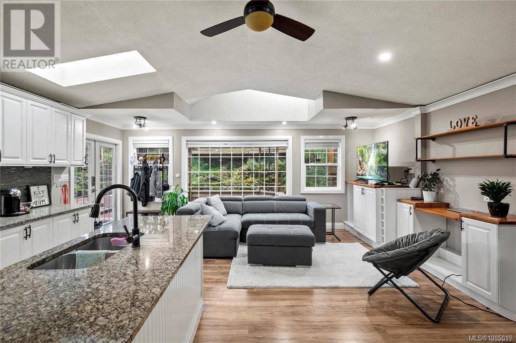 2206 Millstream Rd, Langford, BC V9B6H4