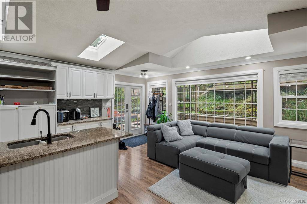 Langford, BC V9B6H4,2206 Millstream Rd