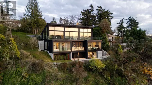 Saanich, BC V8N1K7,2701 Sea View Rd