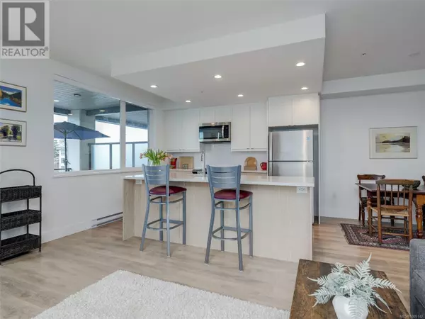 Sidney, BC V8L1Y8,2461 Sidney AVE #310