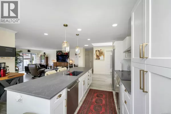 Cobble Hill, BC V8H0K8,3601 Arbutus Dr N