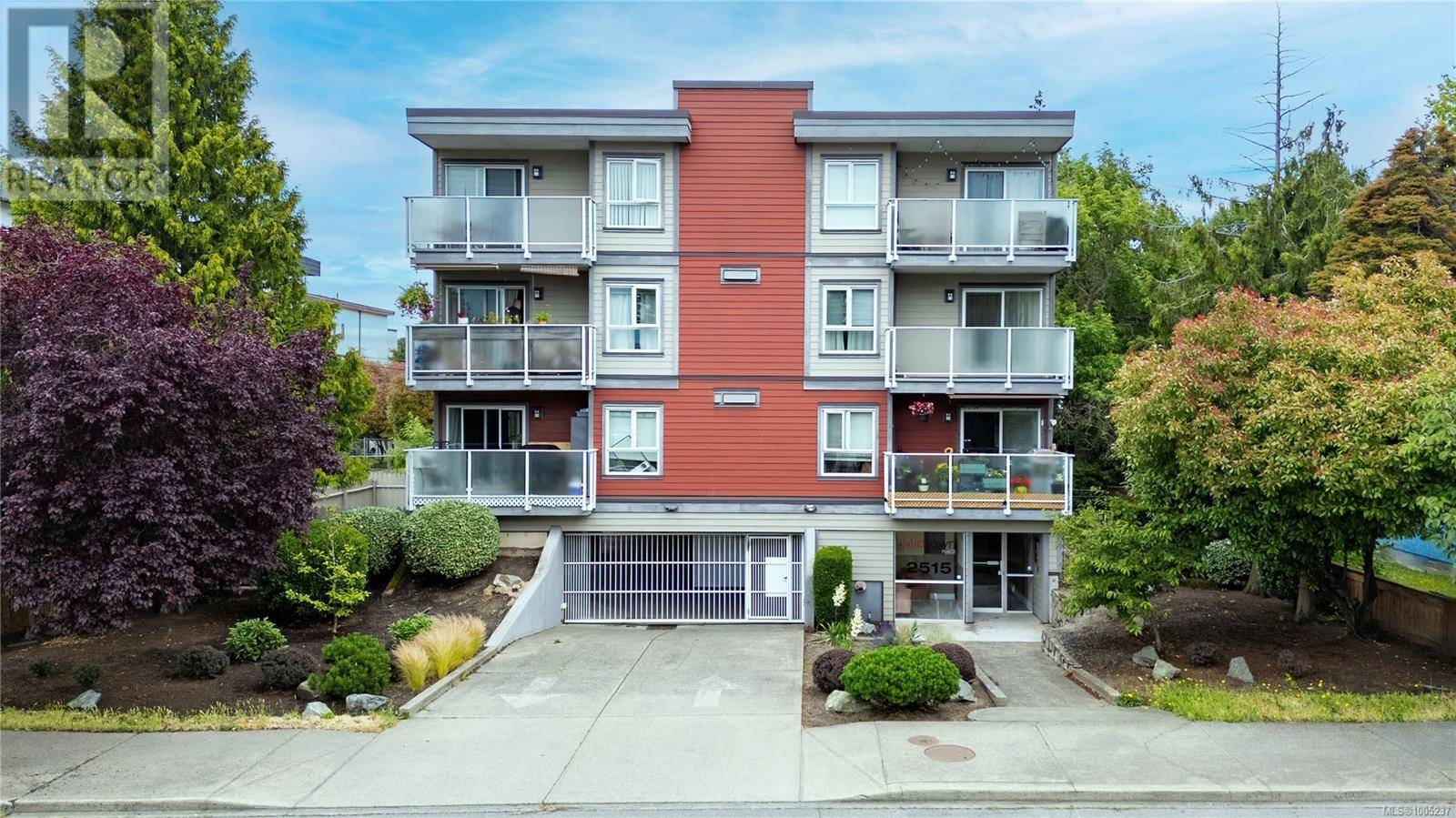 2515 Dowler PL #203, Victoria, BC V8T4H7