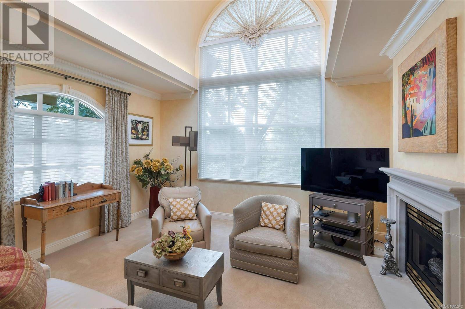 Oak Bay, BC V8R1G6,2277 Oak Bay AVE #PH5