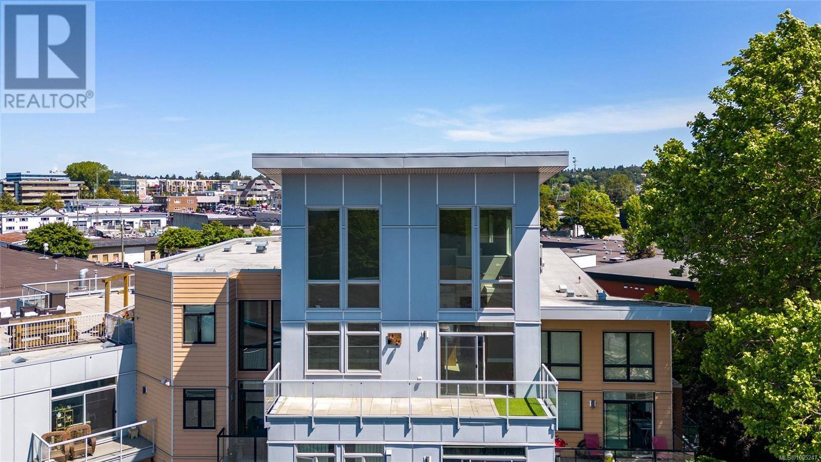 606 Speed AVE #402, Victoria, BC V8Z1A4