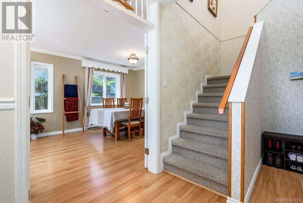 Comox, BC V9M3H4,714 Woodland Dr