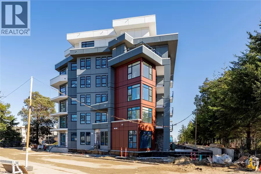 6320 Sentinal DR #402, Nanaimo, BC V9V1W4