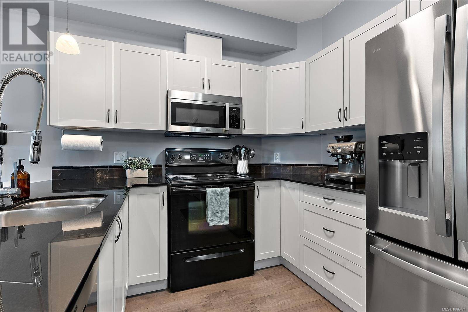 821 Goldstream AVE #205, Langford, BC V9B2X8