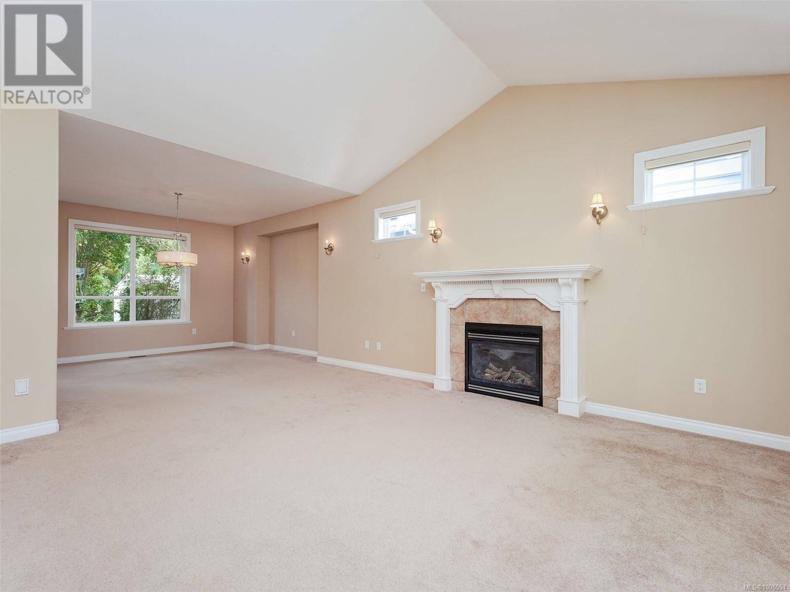 Saanich, BC V8N6M9,1713 Mamich Cir