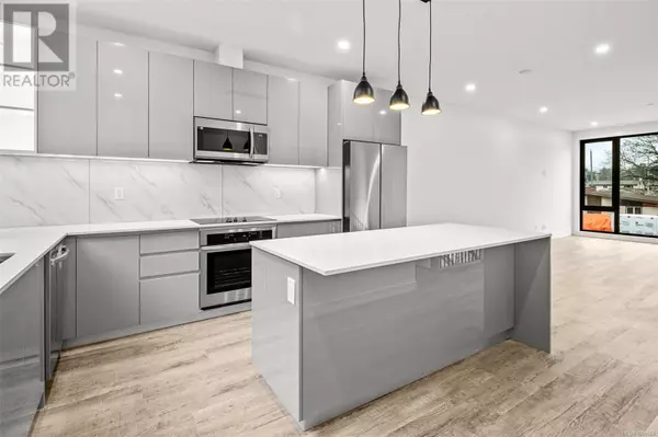 Langford, BC V9B3Z2,2841 Knotty Pine RD #127